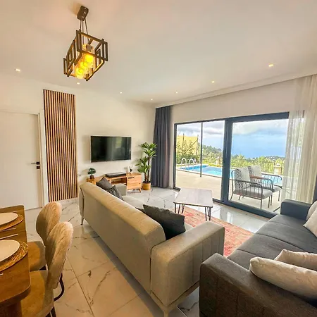 More 1 Villa