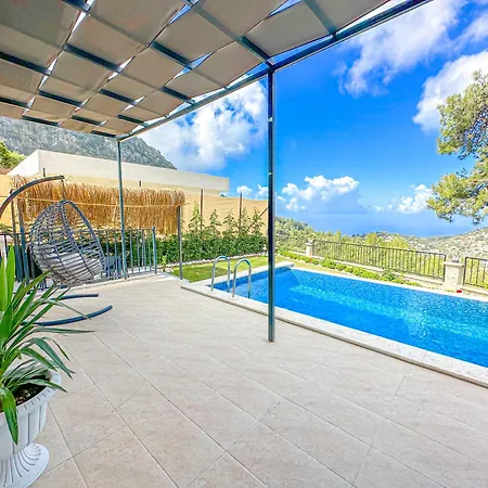 Villa More 1 *